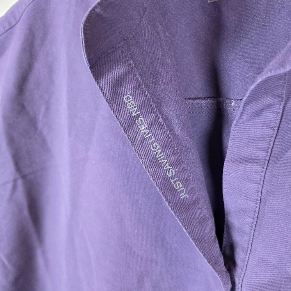 FIGS Technical Collection Purple Mandarin Collar Sleeveless Scrub Top Medium - Picture 7 of 8